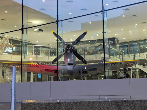 Spitfire gallery - Visual