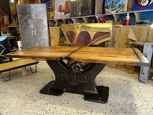 Photo n°31 de Créateur de mobilier industriel à Béziers - L' Atelier de Philippe à Béziers (Entreprise de récupération)