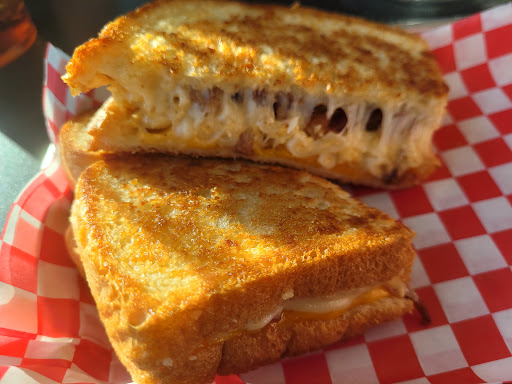 Tom & Chee - Visual