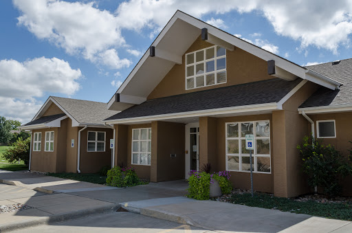 Meadowbrook Apartments