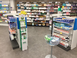 Photo n°10 de Pharmacie de La Cadière d'Azur à La Cadière-d'Azur (Grossiste en produits chirurgicaux)