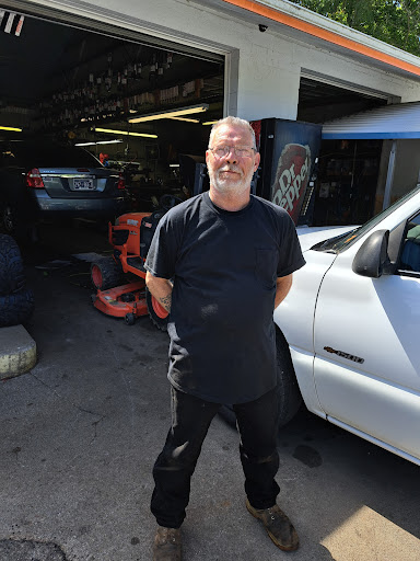 Ken's Parts & Equipment Inc - Thumbnail