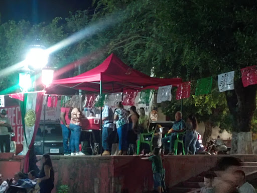 Los Reyes del Tamal