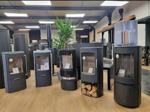 Photo n°14 de Scan-Line Pau : Le Poêle Scandinave - Poêles à bois - Poêles à granulés - Poêles mixtes - Inserts - Cheminées à Lons (Fournisseur d'équipements de chauffage)