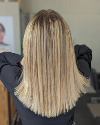 Photo n°31 de Salon Saint-Mihiel - Coiffeur (style and me) à Nantes (Salon de coiffure)