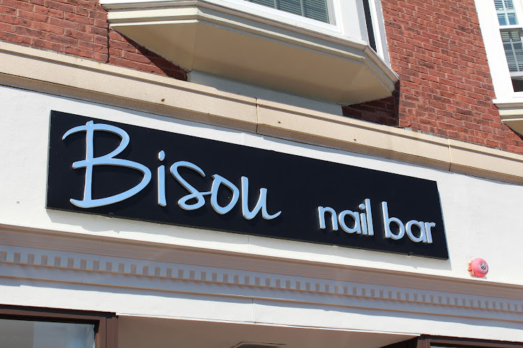 Bisou Nail Bar interior view