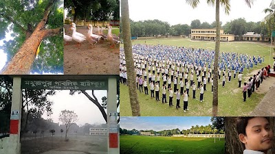 Photos of Mothurapur Public High School Mosque