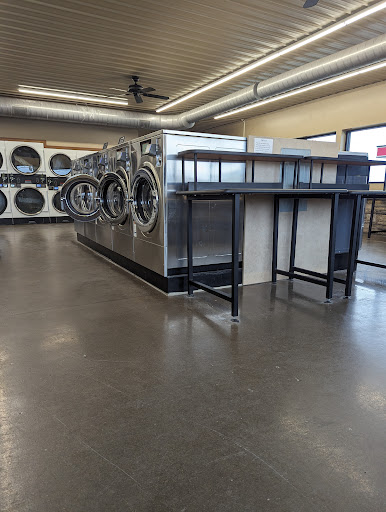 Ecklor's 3rd Ave Laundromat - Thumbnail