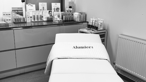 The Zest Skin Clinic | Medical Aesthetics Practitioner