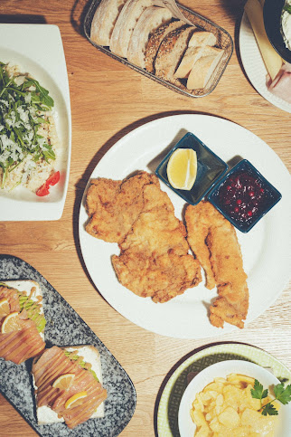 Dengg Cafe Bistro by null