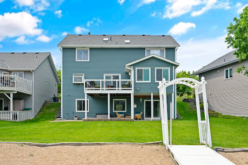 Arthur & Roth Real Estate - Edina Realty - Thumbnail