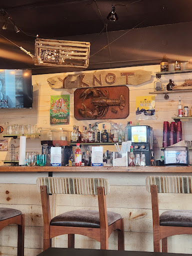 Y-KNOT ON THE WATER Gourmet Eatery - Thumbnail