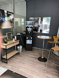 Photo n°27 de Easy Pneus & Services EuroMaster à Le Perreux-sur-Marne (Magasin de pneus)