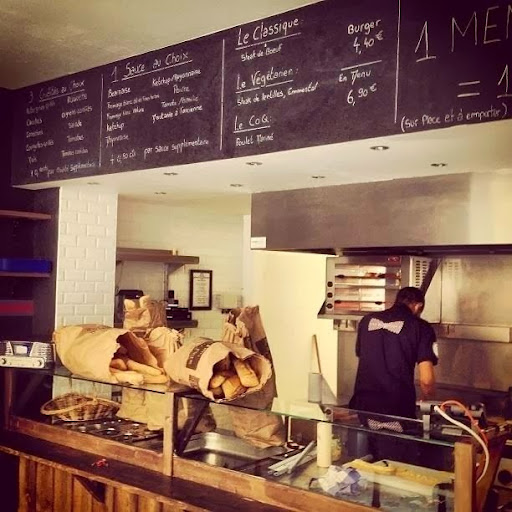 Photo 2 - Burger Club