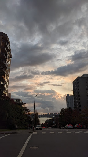 SB Lonsdale Ave @ W Keith Rd - Thumbnail
