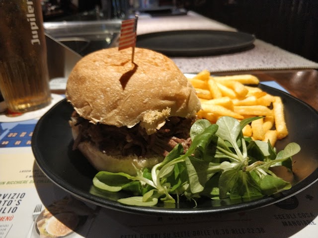 Toto's Pub Viterbo