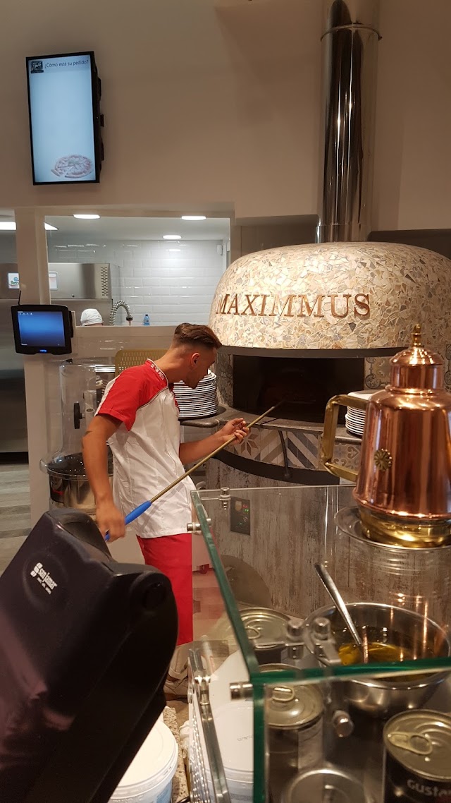 Maximmus Pizzeria Napoletana