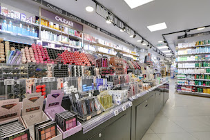 Photo n°2 de Parapharmacie Pharmavance Auteuil à Paris (Pharmacie)