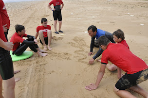 Photo n°20 de Surfari- école de surf à Le Grand-Village-Plage (École de surf)