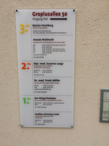 Frau Dipl.-Med. Susanne Lange