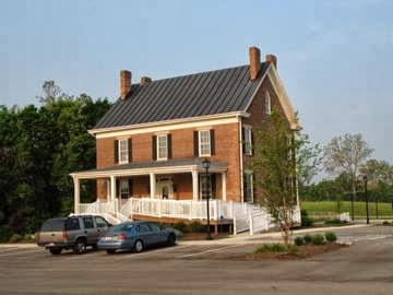 Baker House Animal Hospital