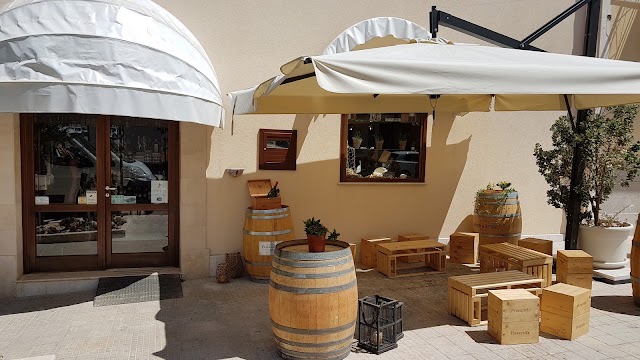 Salumeria Enoteca Peraino