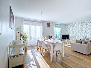 Photo n°1 de Bretin Veronique à Foëcy (Agent immobilier)