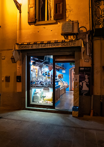 Ennio E Le Latterie Scelte - Italy