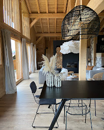 Photo n°1 de Inside Interior Design - Emilie JOLY-POTTUZ à Megève (Designer d'intérieur)