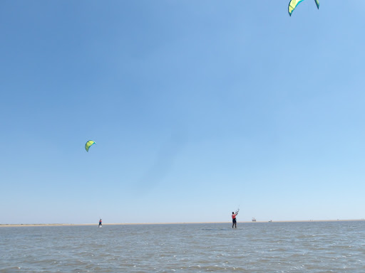 CBCM Boarder Club Leucate La Franqui / Kitesurf / Windsurf School - Thumbnail