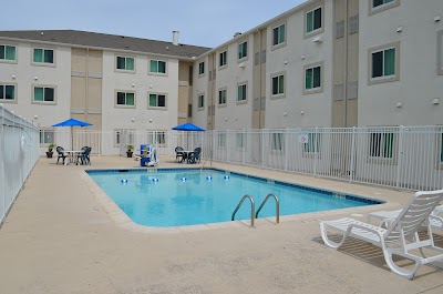 Motel 6 Biloxi, MS - Beach