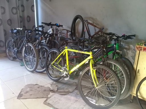 Taller de bicicletas retro - Thumbnail