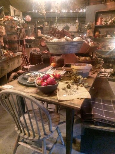 Bridgewater Primitives Store - Visual
