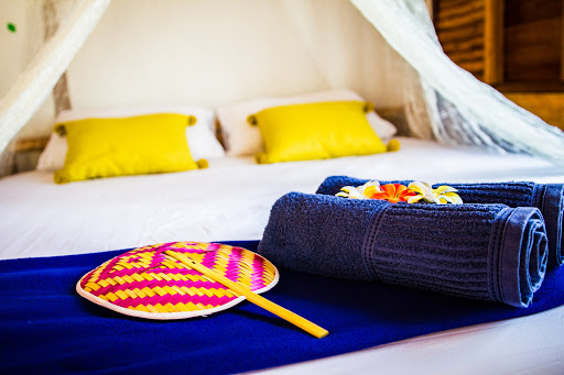 Angthong Beach Resort