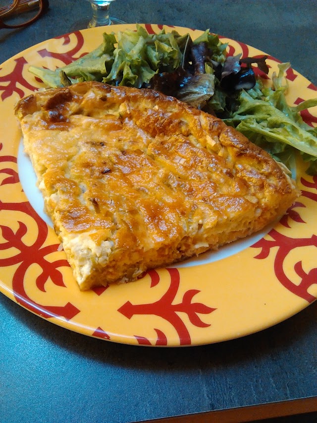 Restaurant Ti Lichous - Restaurant Breton Nantes: Galettes Crêpes