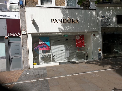 Pandora Croydon - Thumbnail