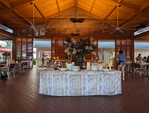 Ovations Restaurant