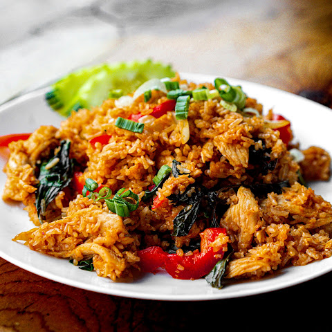 La mai Thai kitchen by null