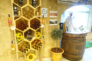 Photo n°5 de Trésors de la Ruche à Aubais (Miellerie)