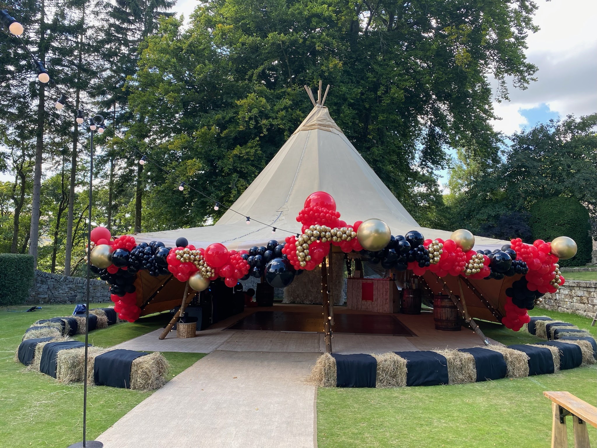 Luxe Events and Parties Ltd - Decorators - photo 1