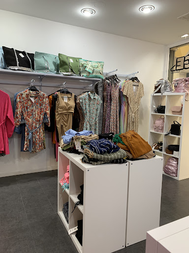 Nice Collections - Visual