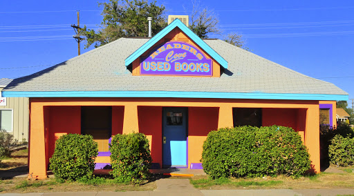 Readers' Cove Used Books & Gallery