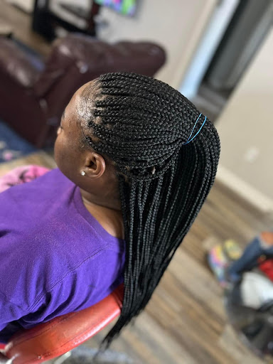 Ava's African Hair Braiding - Thumbnail