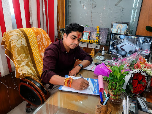 Seeking specialized anorectal care in Gwalior? Dr. Ravi Rajput (M.S. Shalya) provides authentic,m…