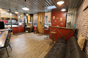 Photo n°22 de Atelier CVDC : Restauration voiture de collection & véhicule ancien à Combourg (Artisanat)