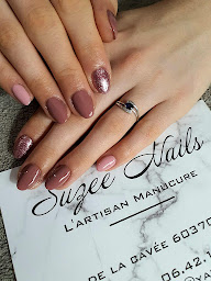 Photo n°1 de Suzee Nails L'artisan Manucure / Hermes à Hermes (Salon de manucure)