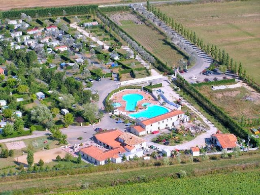 Photo de Chalets Découvertes - Campo Decouverte à Gémozac (17260)
