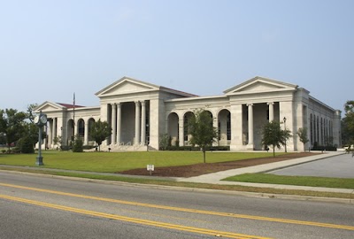 Doctors Bruce & Lee Foundation Library