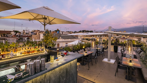 U-Terrace Bar & Restaurant