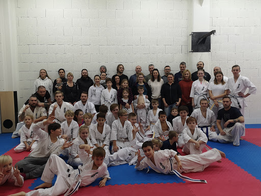Modum Kampsport | Fullkontakt karate & BJJ